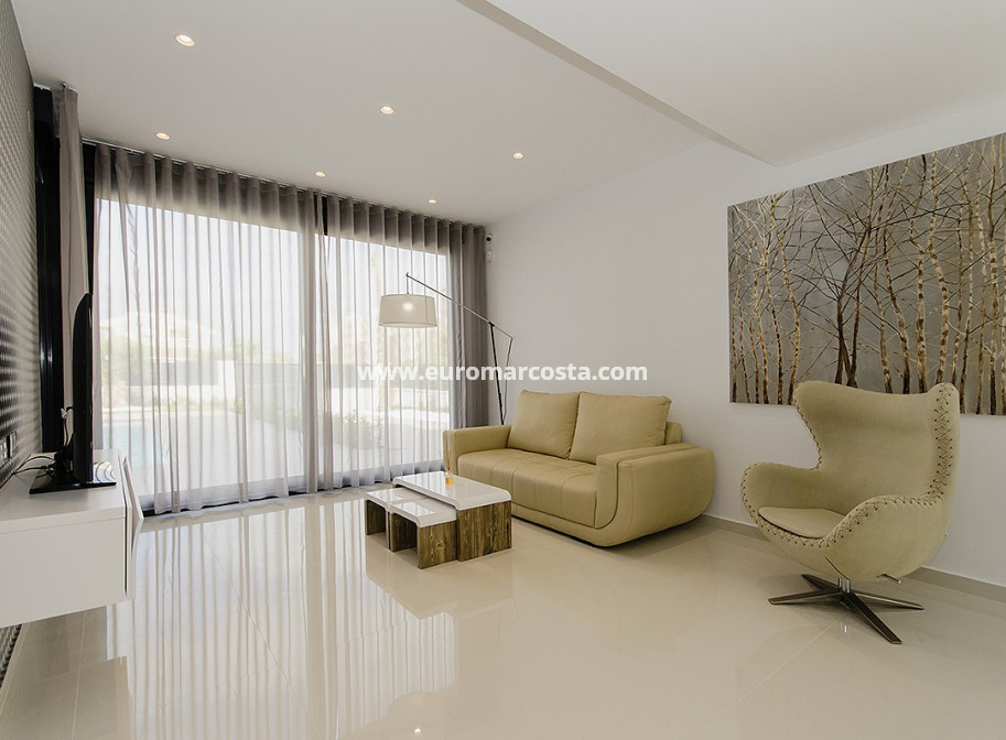 Venta - Modelo Silvia - Orihuela Costa