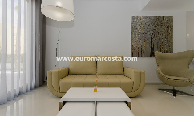 Venta - Modelo Silvia - Orihuela Costa