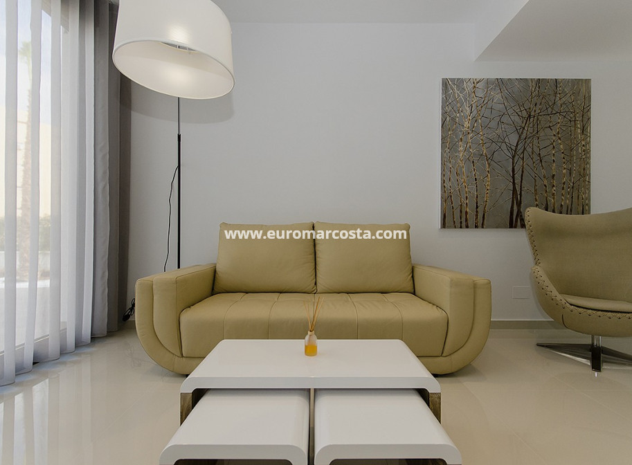 Venta - Modelo Silvia - Orihuela Costa