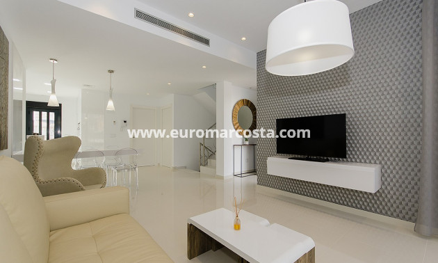 Venta - Modelo Silvia - Orihuela Costa