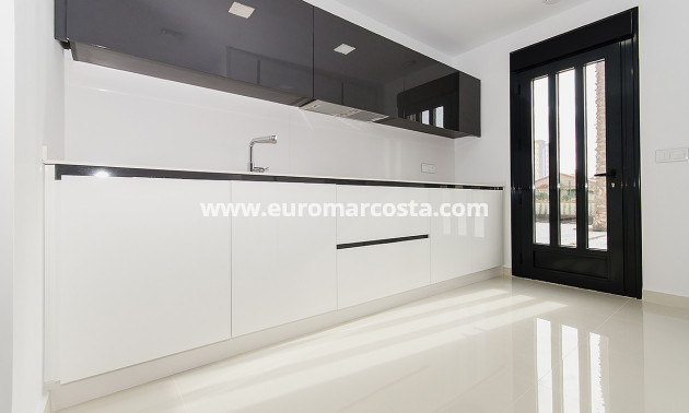 Venta - Modelo Silvia - Orihuela Costa