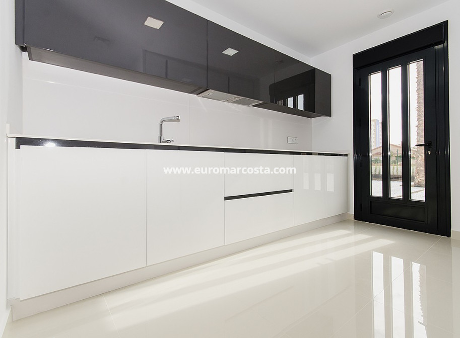 Venta - Modelo Silvia - Orihuela Costa