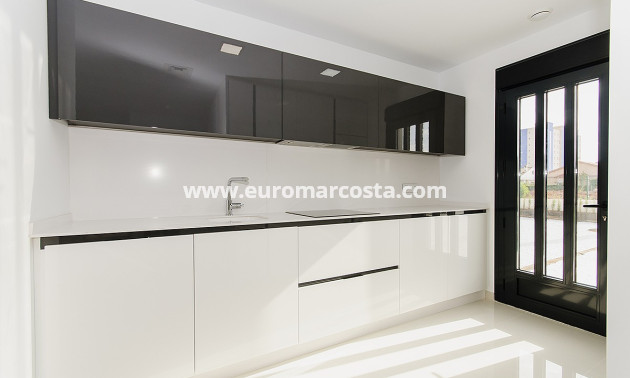Venta - Modelo Silvia - Orihuela Costa