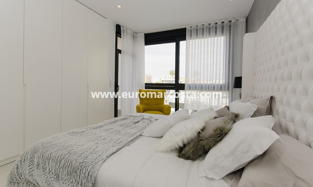 Venta - Modelo Silvia - Orihuela Costa