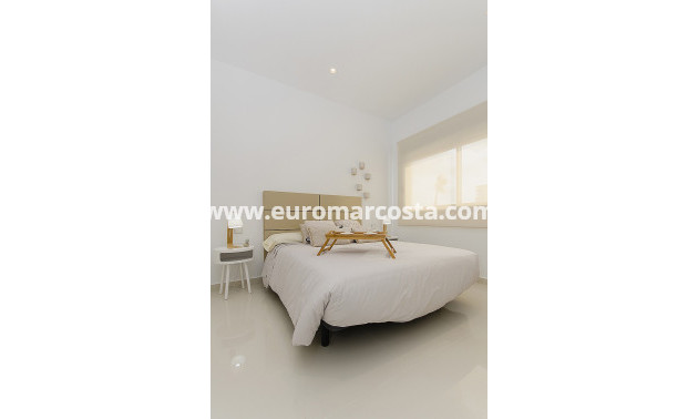 Venta - Modelo Silvia - Orihuela Costa