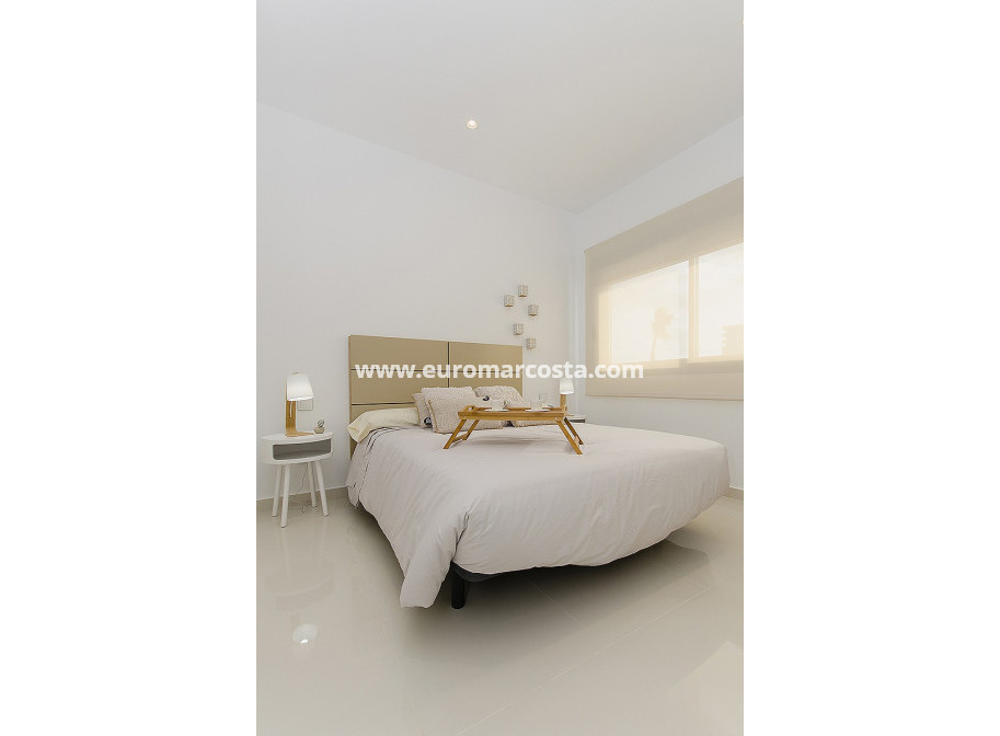 Venta - Modelo Silvia - Orihuela Costa
