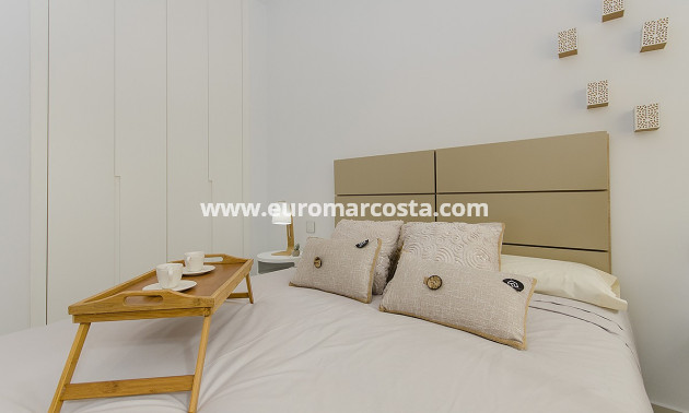 Venta - Modelo Silvia - Orihuela Costa