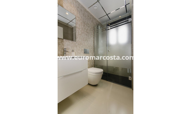 Venta - Modelo Silvia - Orihuela Costa