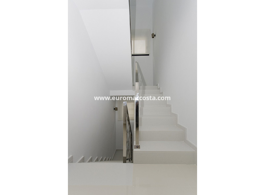 Venta - Modelo Silvia - Orihuela Costa
