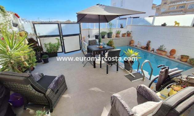 Venta - Villa - Orihuela Costa - Lomas de Cabo Roig-Los Dolses