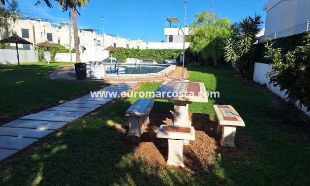 Venta - Villa - Orihuela Costa - Lomas de Cabo Roig-Los Dolses