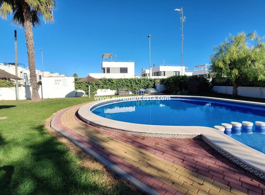 Venta - Villa - Orihuela Costa - Lomas de Cabo Roig-Los Dolses