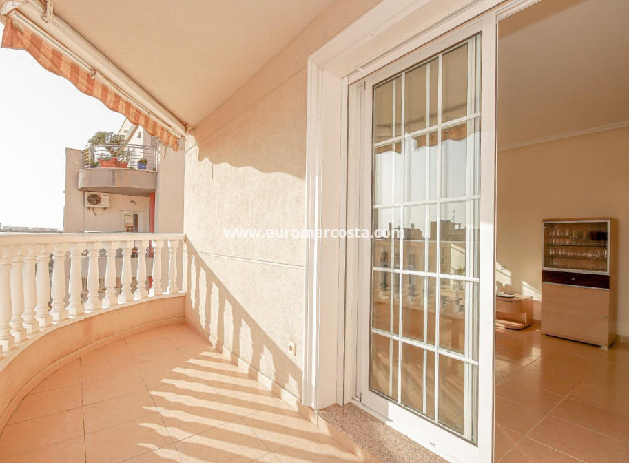 Sale - Apartment / flat - Torrevieja - TORREVIEJA