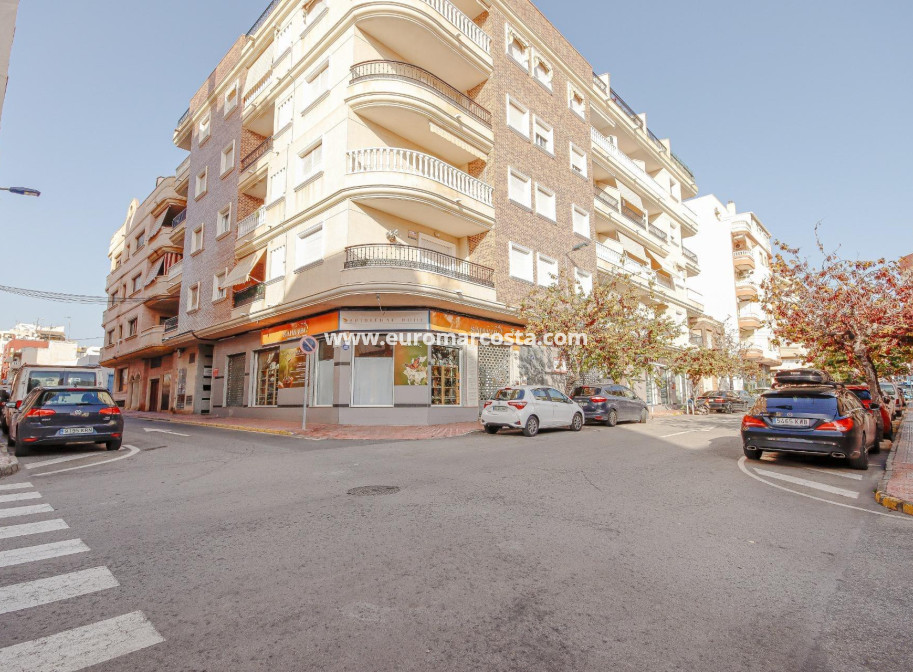 Sale - Apartment / flat - Torrevieja - TORREVIEJA