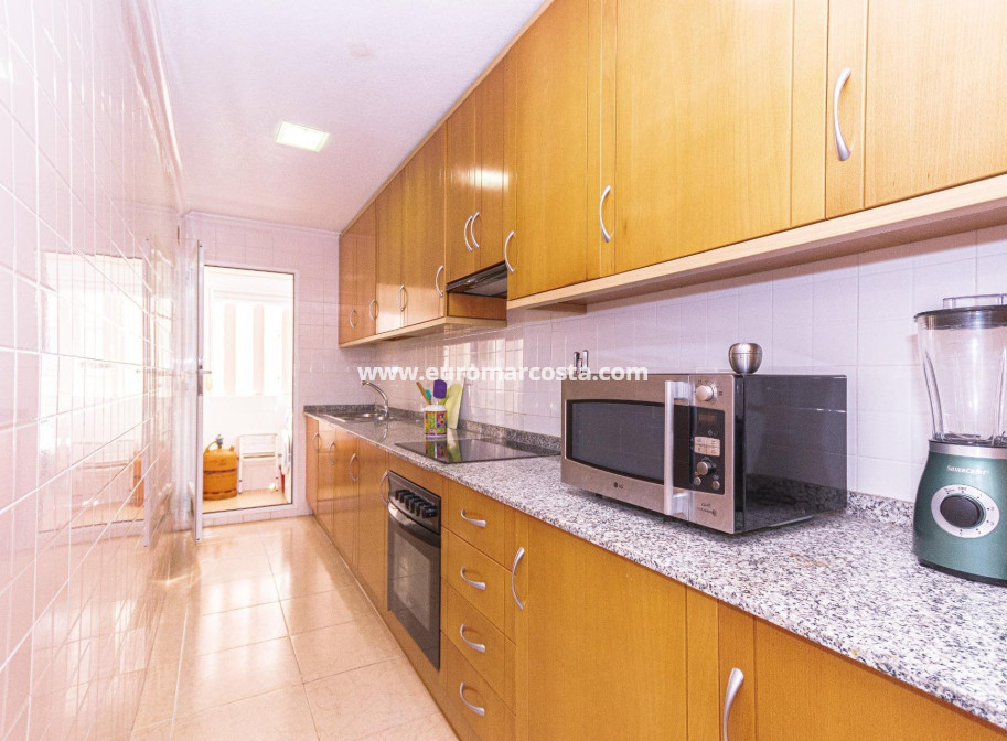 Sale - Apartment / flat - Torrevieja - TORREVIEJA