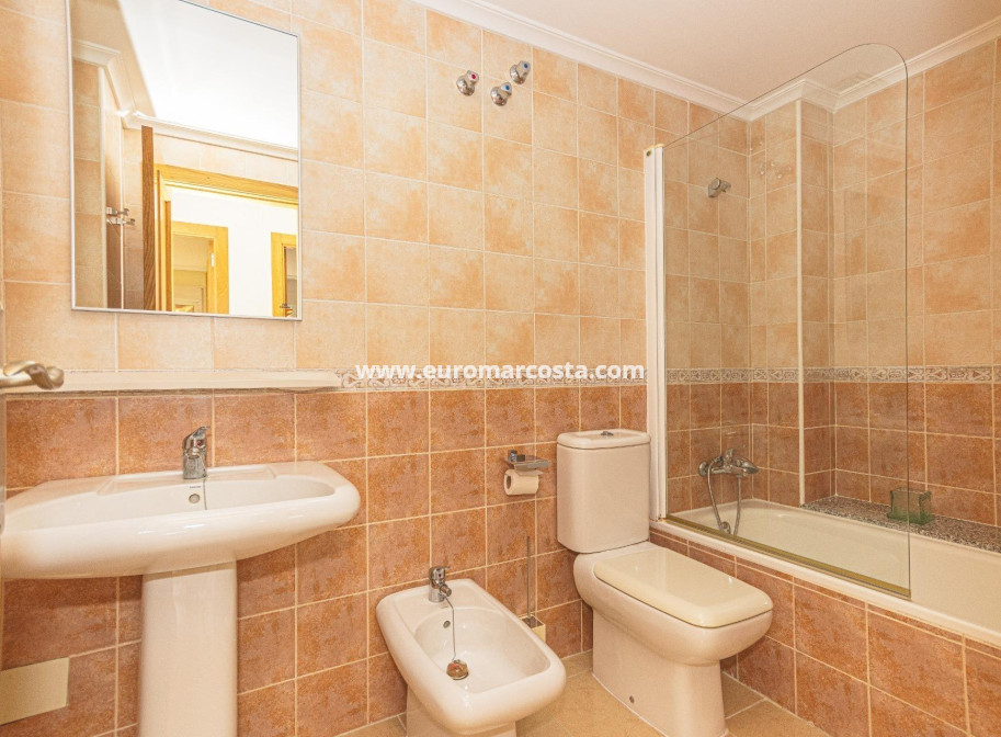 Sale - Apartment / flat - Torrevieja - TORREVIEJA