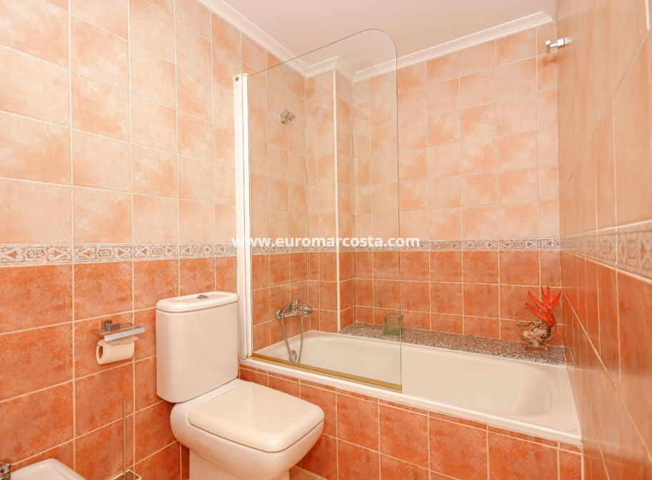 Sale - Apartment / flat - Torrevieja - TORREVIEJA