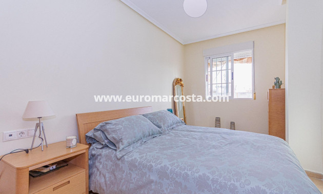 Sale - Apartment / flat - Torrevieja - TORREVIEJA