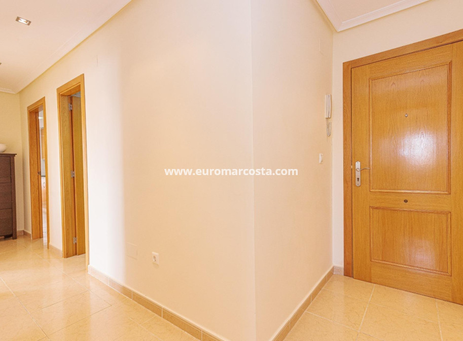 Sale - Apartment / flat - Torrevieja - TORREVIEJA