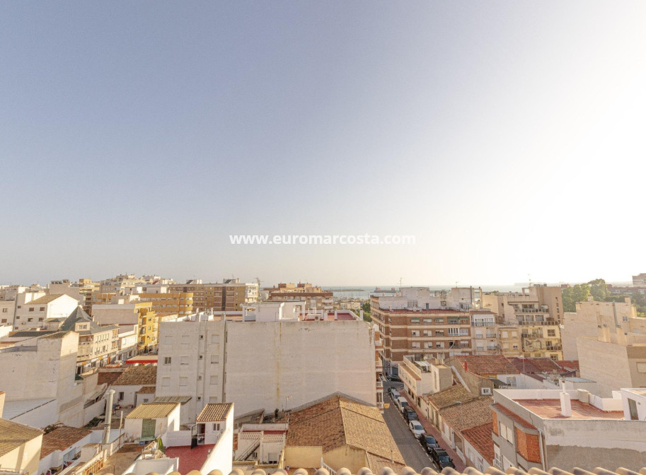 Sale - Apartment / flat - Torrevieja - TORREVIEJA