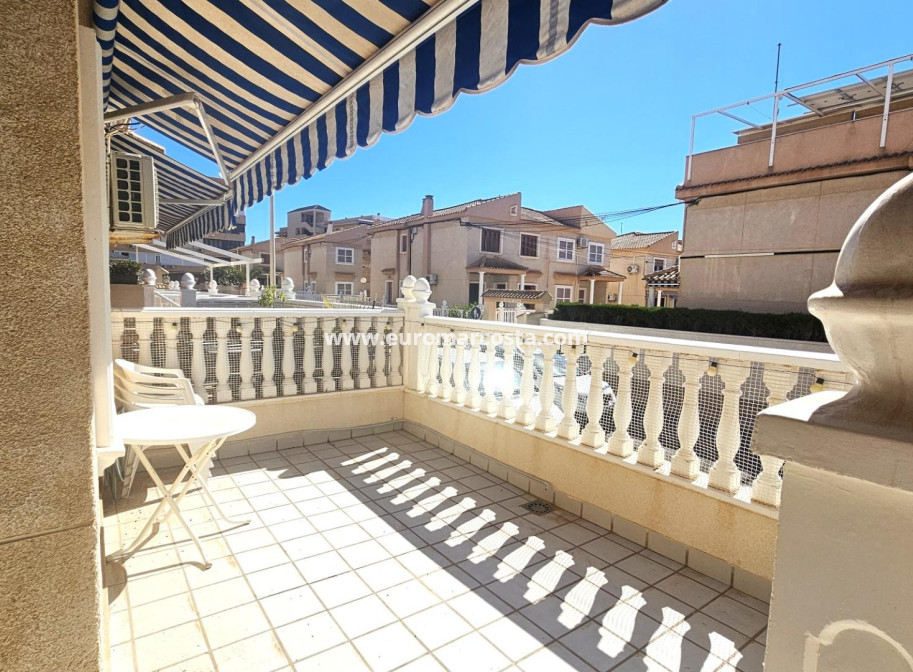 Sale - Townhouse - La Mata