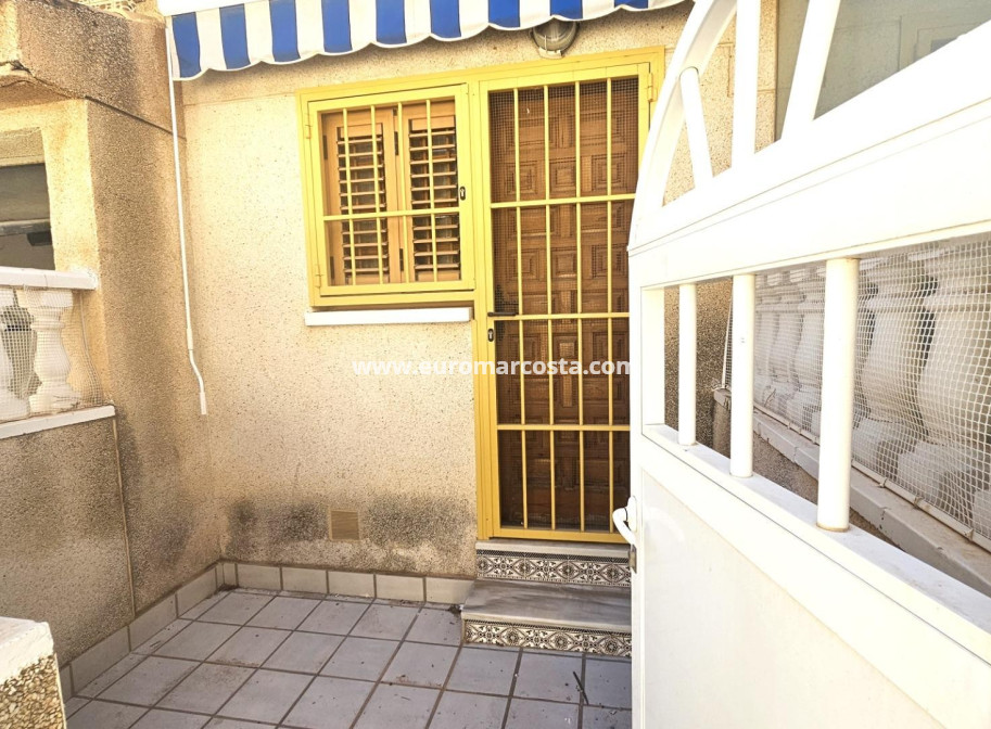 Sale - Townhouse - La Mata