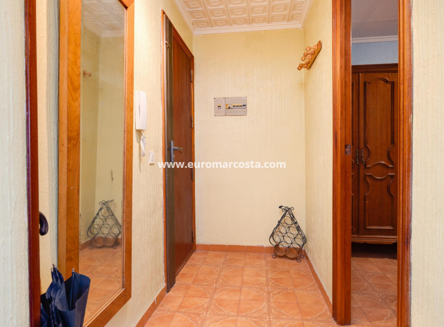 Sale - Apartment / flat - Torrevieja - TORREVIEJA