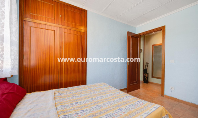 Sale - Apartment / flat - Torrevieja - TORREVIEJA