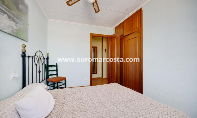 Sale - Apartment / flat - Torrevieja - TORREVIEJA