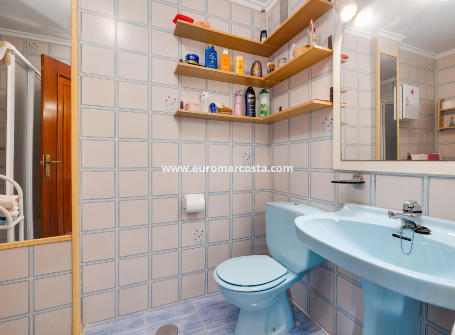 Sale - Apartment / flat - Torrevieja - TORREVIEJA