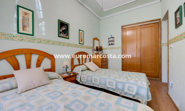 Venta - Bungalow - Torrevieja - TORREVIEJA