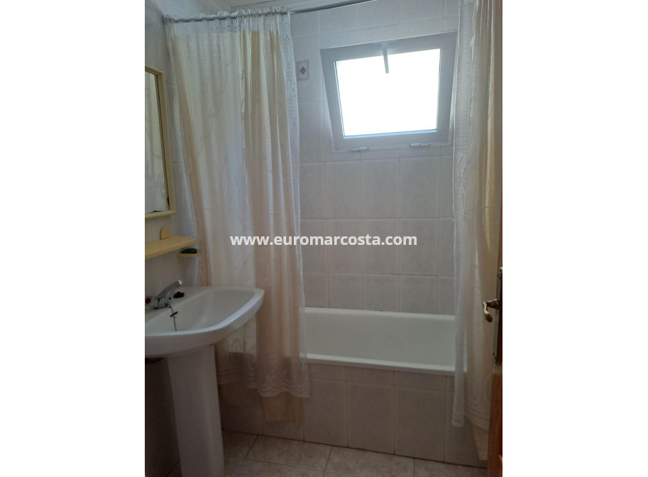 Objekte zum Wiederverkauf - Wohnung - Torrevieja - TORREVIEJA