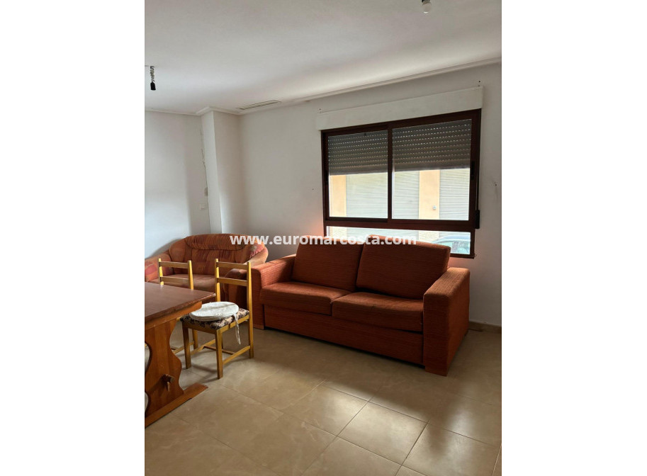 Sale - Apartment / flat - Almoradi - Centro urbano 2