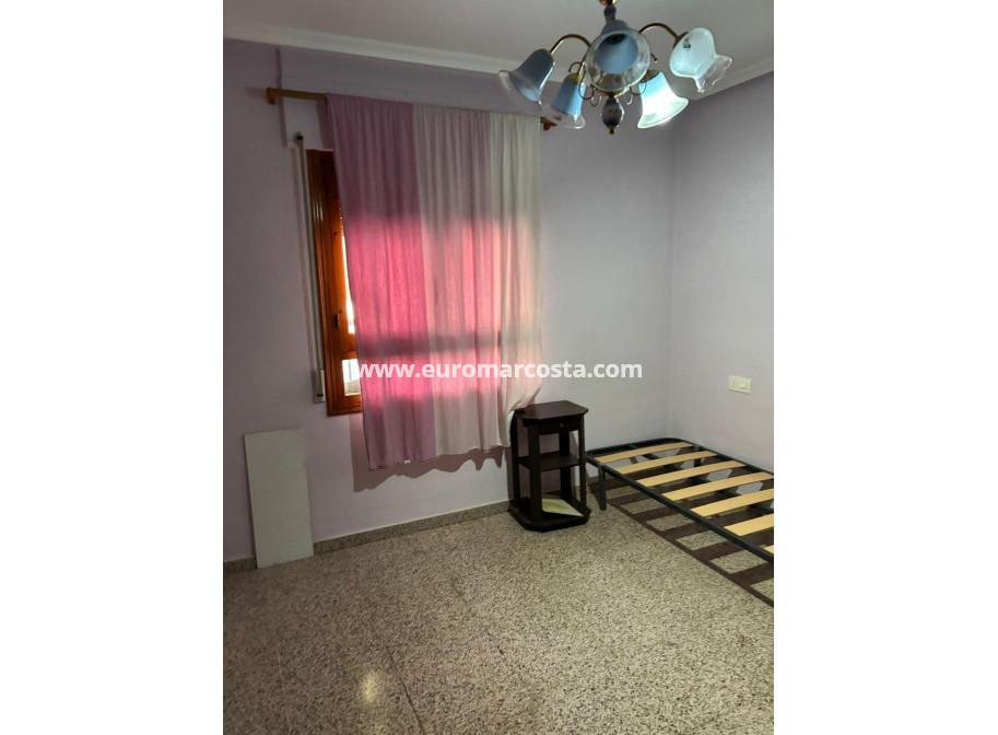 Sale - Apartment / flat - Almoradi - Comunidad valenciana