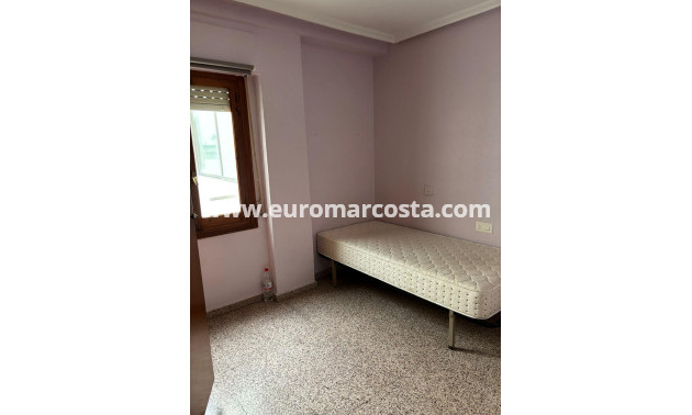 Sale - Apartment / flat - Almoradi - Comunidad valenciana