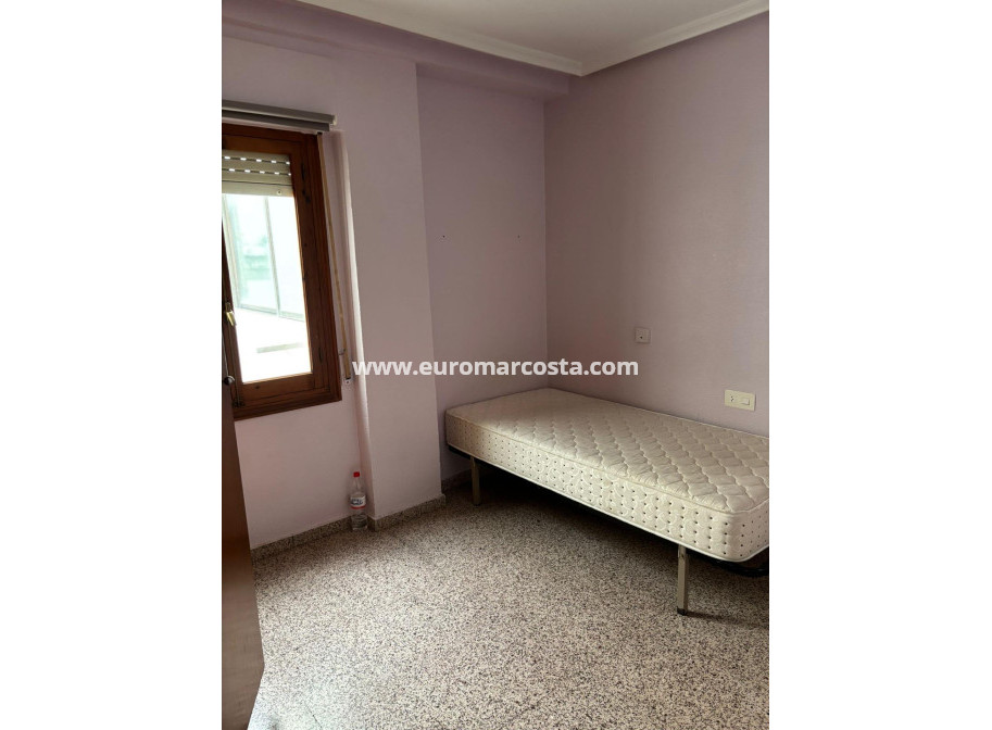 Sale - Apartment / flat - Almoradi - Comunidad valenciana