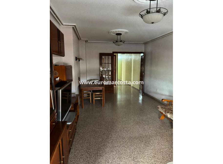 Sale - Apartment / flat - Almoradi - Comunidad valenciana