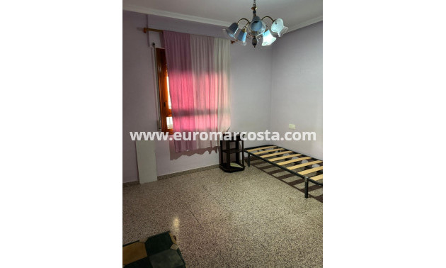 Sale - Apartment / flat - Almoradi - Comunidad valenciana