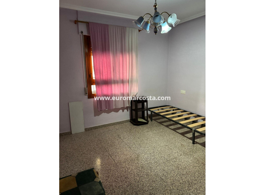 Sale - Apartment / flat - Almoradi - Comunidad valenciana