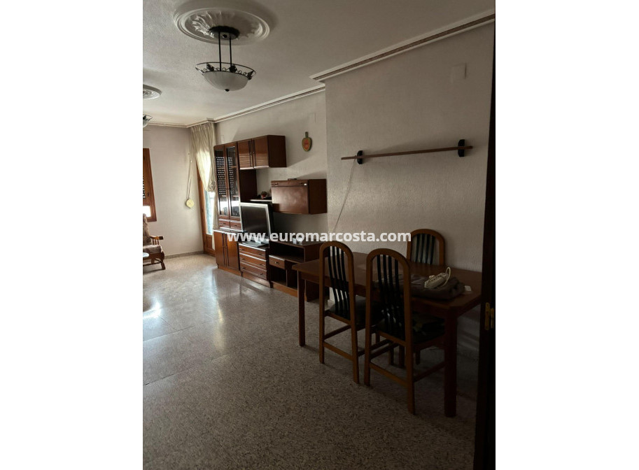 Sale - Apartment / flat - Almoradi - Comunidad valenciana