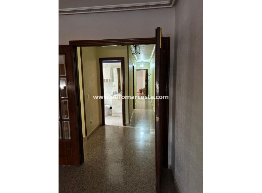 Sale - Apartment / flat - Almoradi - Comunidad valenciana