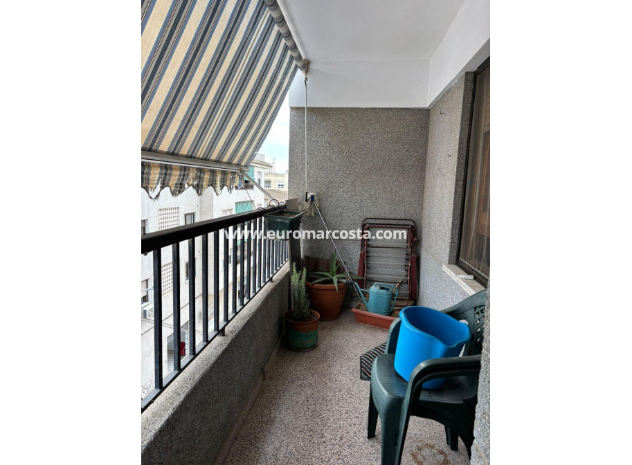 Sale - Apartment / flat - Almoradi - Comunidad valenciana