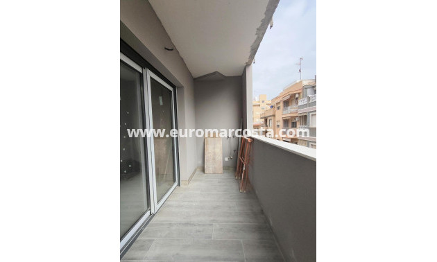 Venta - Apartamento / piso - Torrevieja - TORREVIEJA