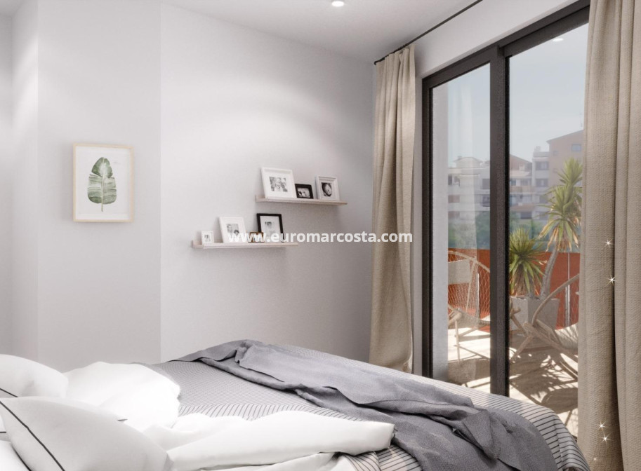 Venta - Apartamento / piso - Torrevieja - TORREVIEJA