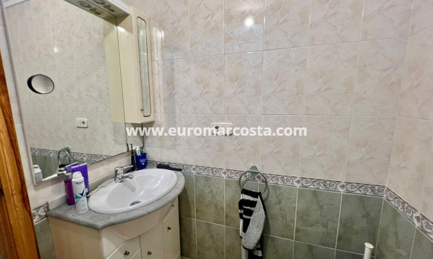 Venta - Apartamento / piso - Torrevieja - TORREVIEJA