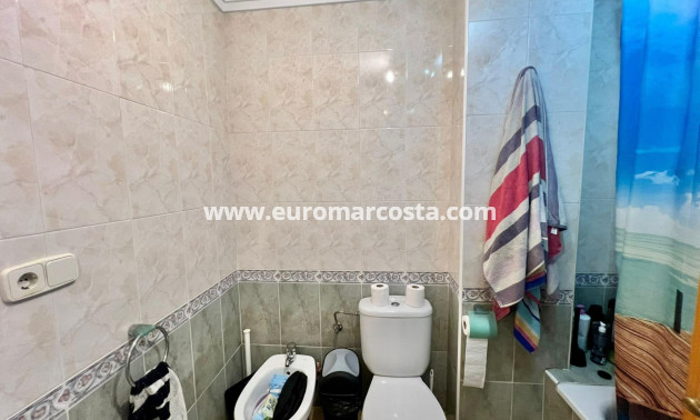 Venta - Apartamento / piso - Torrevieja - TORREVIEJA