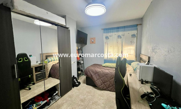 Venta - Apartamento / piso - Torrevieja - TORREVIEJA