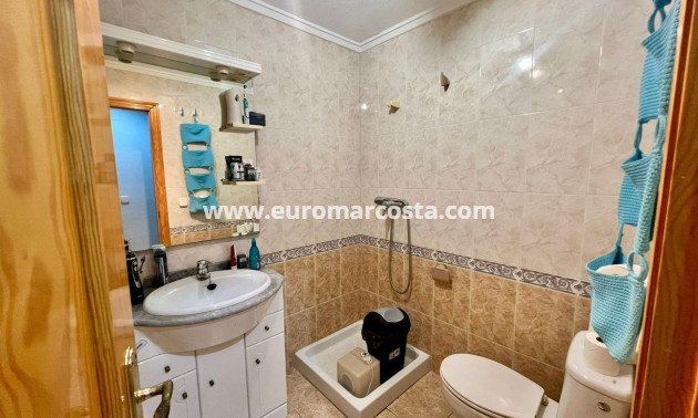 Venta - Apartamento / piso - Torrevieja - TORREVIEJA