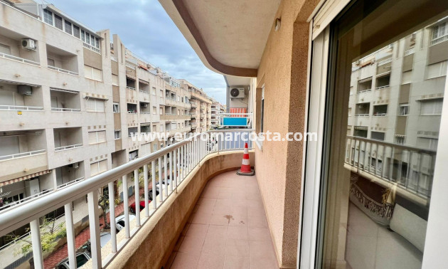 Venta - Apartamento / piso - Torrevieja - TORREVIEJA