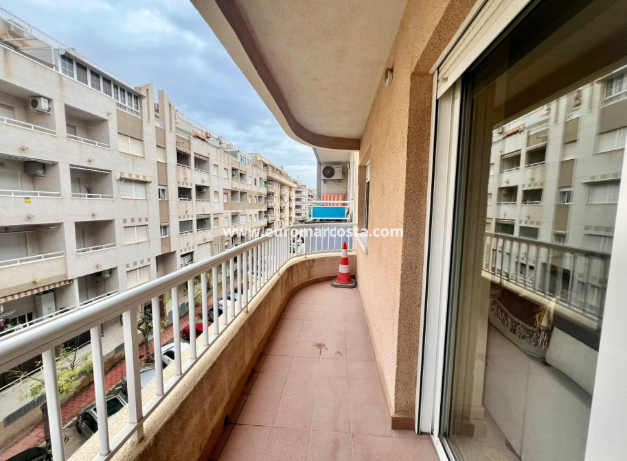 Venta - Apartamento / piso - Torrevieja - TORREVIEJA